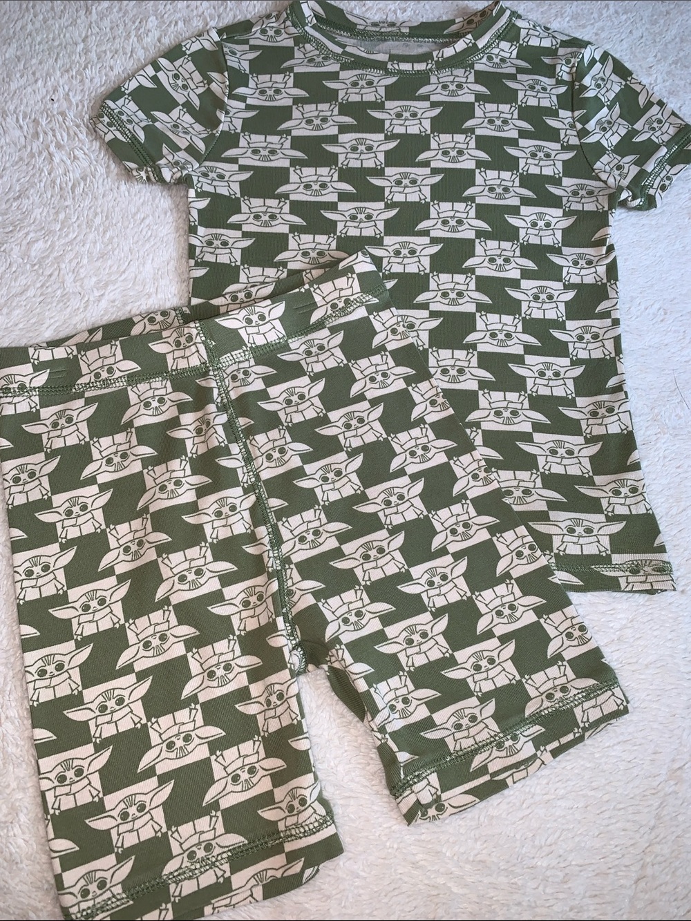 GAP Star Wars Green Yoda 2pc Pajama Lounge Set Pjs 6 EUC Disney